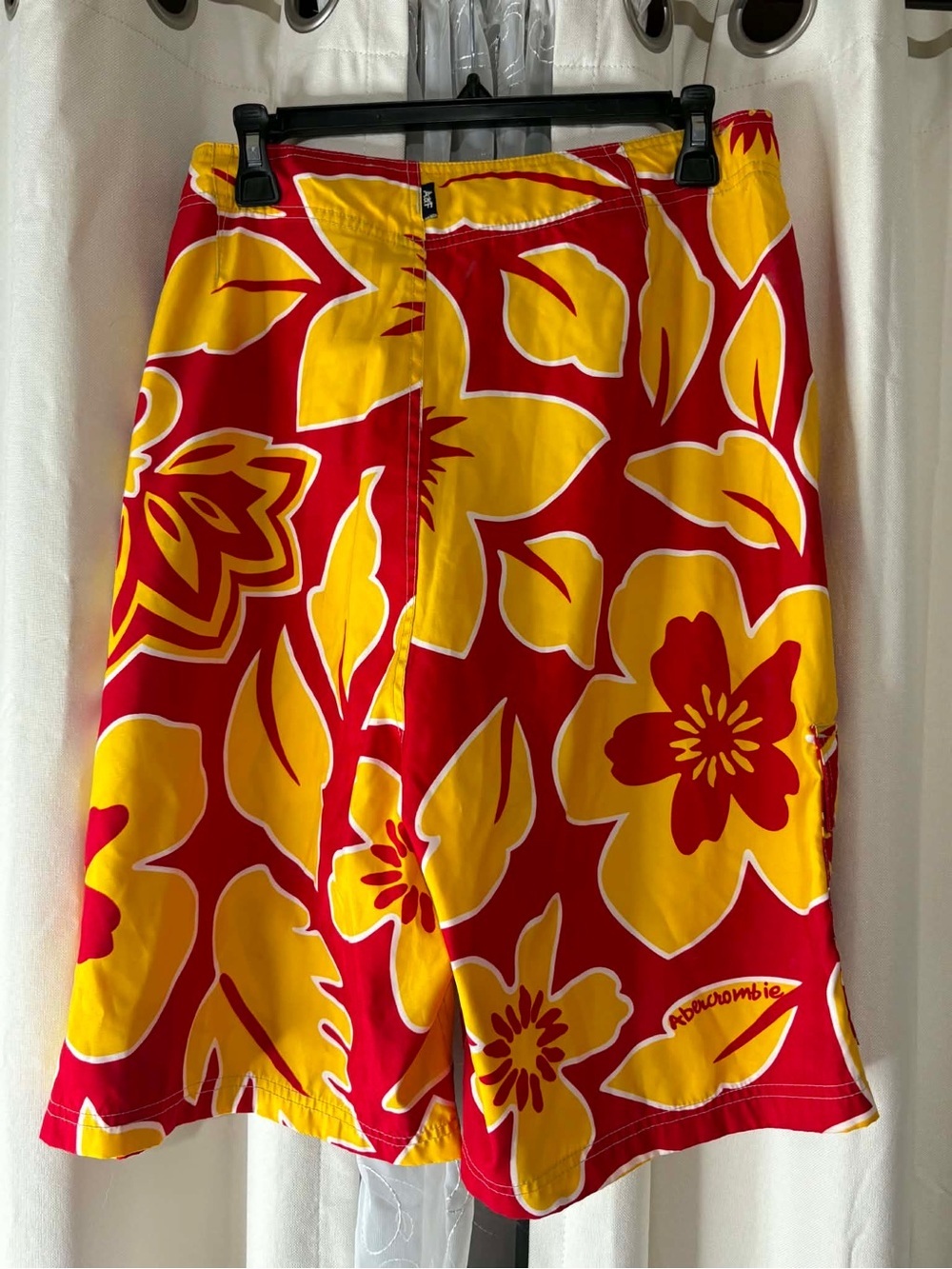 Vintage Abercrombie Fitch Red & Yellow Floral Summer Beach Board Shorts size 36